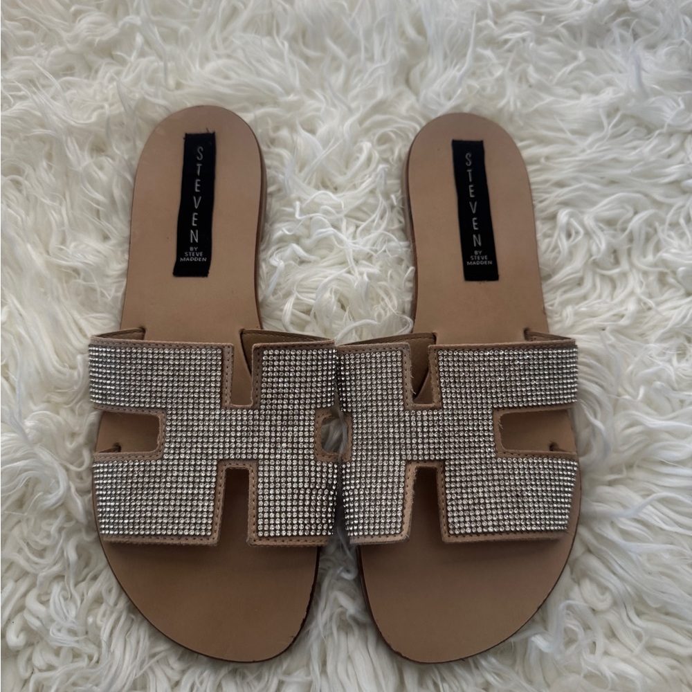Steve Madden Tan and Silver Slide Sandals with Crystal Embellishments